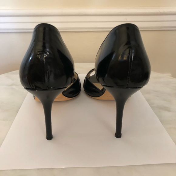 Beautiful Jimmy Choo heel, black patent with gold accents. Size 38.5 - Picture 5 of 5